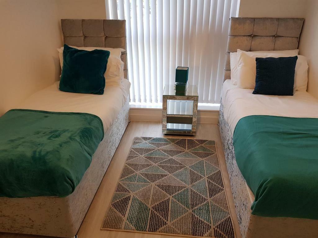 Vetrelax Basildon Newly Refurbished 3Bed House Aparthotel Kültér fotó